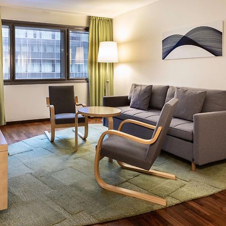 Hilton Helsinki Airport Hotel Вантаа Екстериор снимка