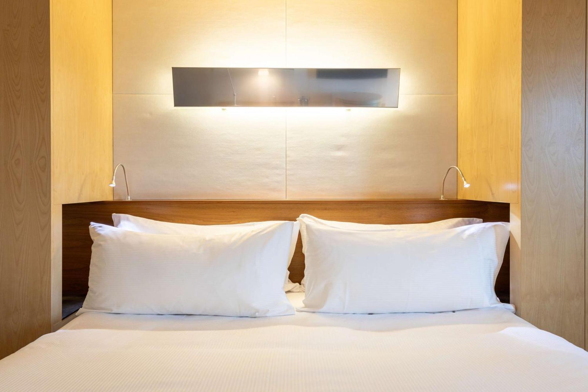 Hilton Helsinki Airport Hotel Вантаа Екстериор снимка