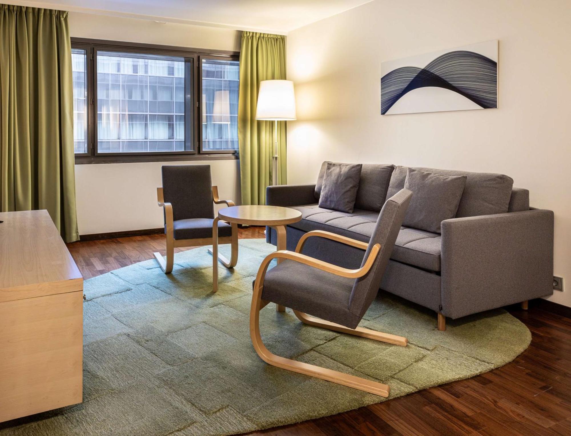 Hilton Helsinki Airport Hotel Вантаа Екстериор снимка